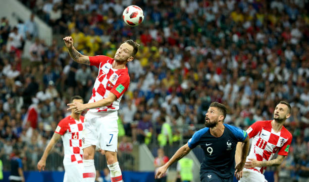 的不仅是成 的不仅是成